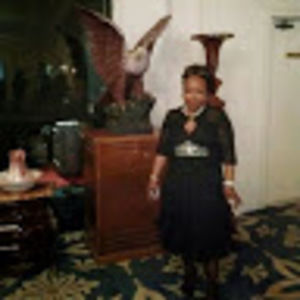 Meet your Posher, Benita